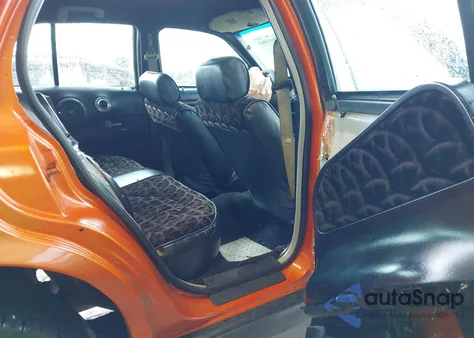 1998 Ford Crown Victoria из США, поврежденный, VIN 2FAFP73W5WX166450